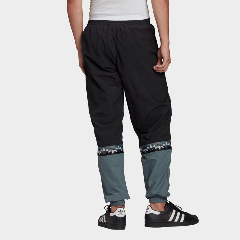 Adidas Originals Sports Pants Men’s Black Moderate