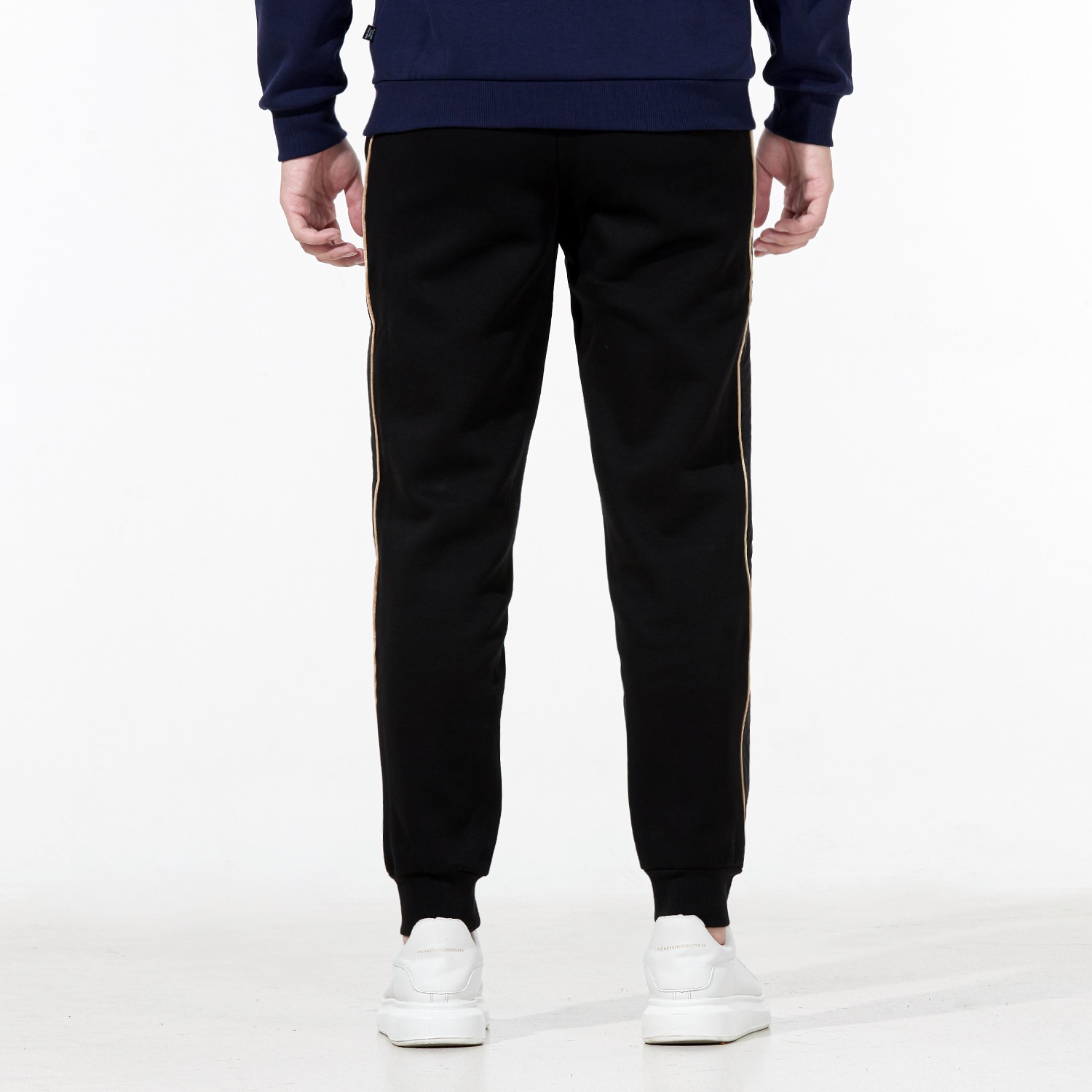 PUMA Sports Pants Men’s Black Moderate