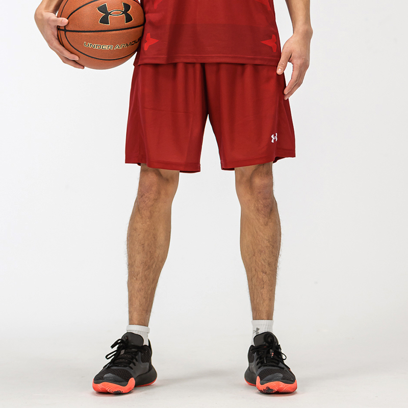 Under Armour Sports Shorts Unisex Red Moderate