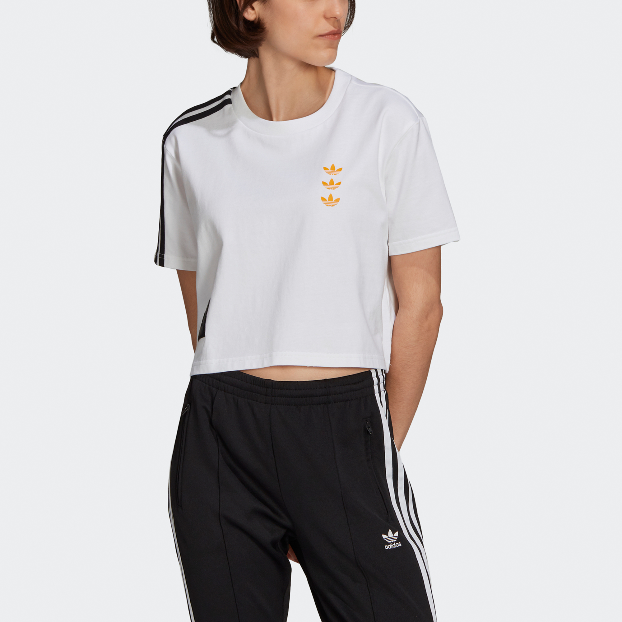 Женская футболка adidas Originals Logo (белая) — фото 3