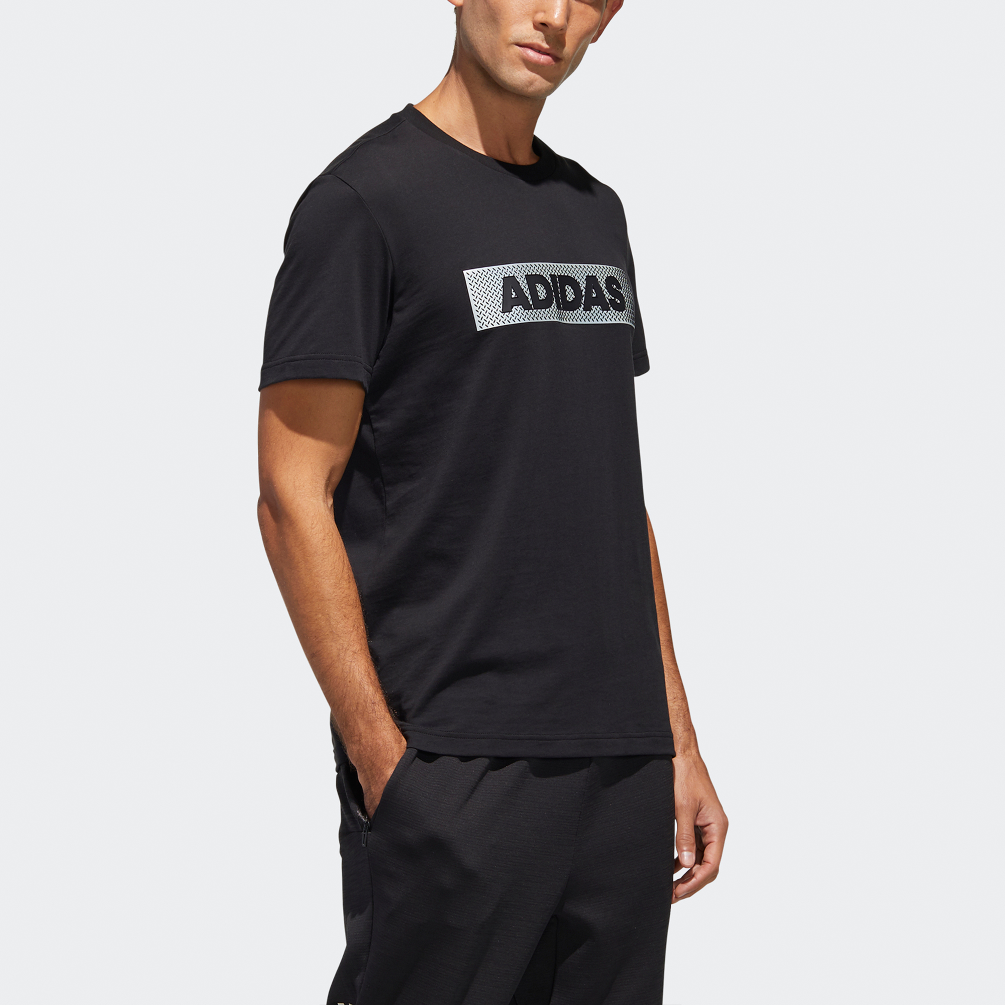 Мужская футболка adidas M Gfx T Lng Box Logo (черная) — фото 5