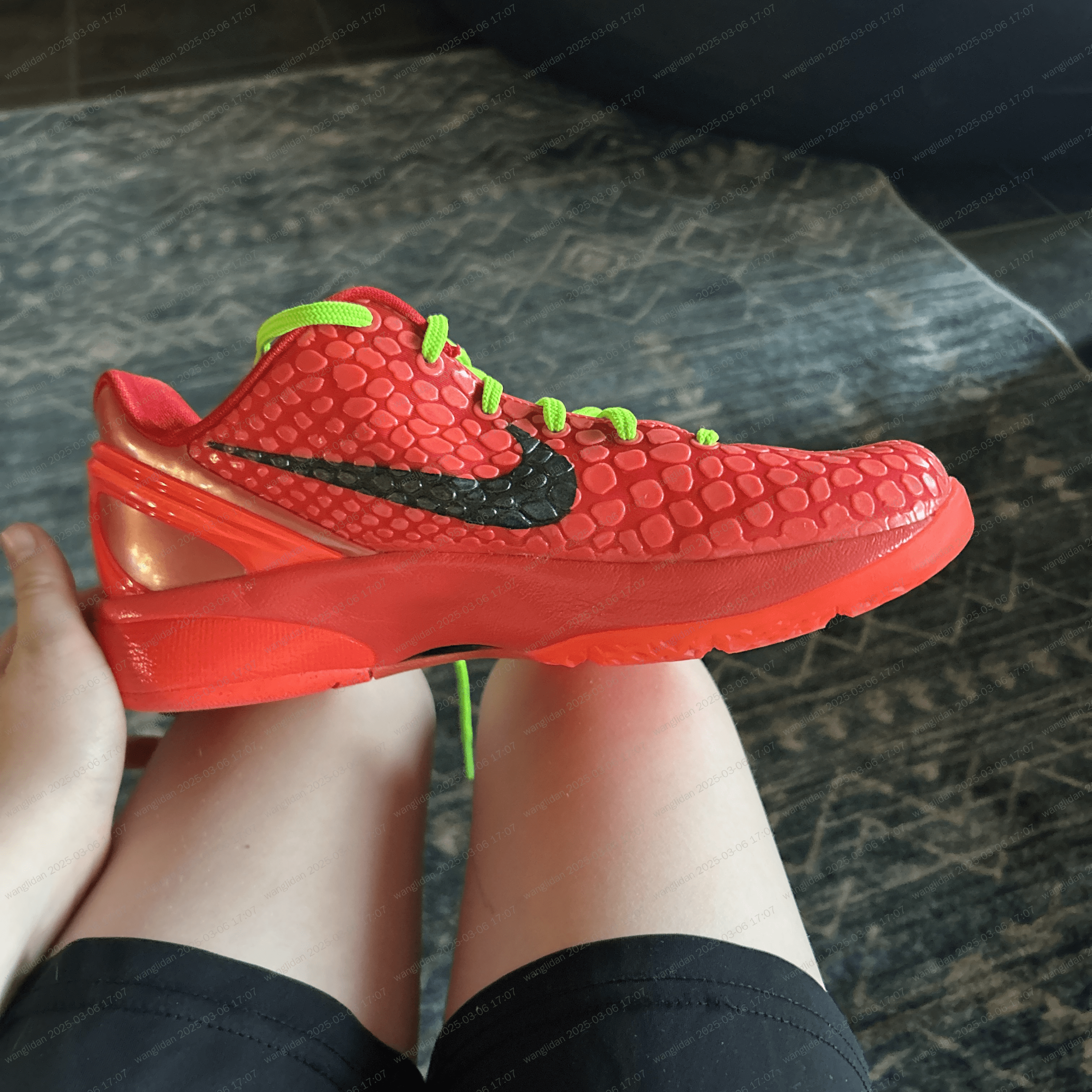 hold or sell kobe grinch