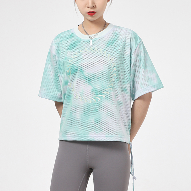 Женская футболка Nike Sportswear Icon Clash (зеленая) — фото 3