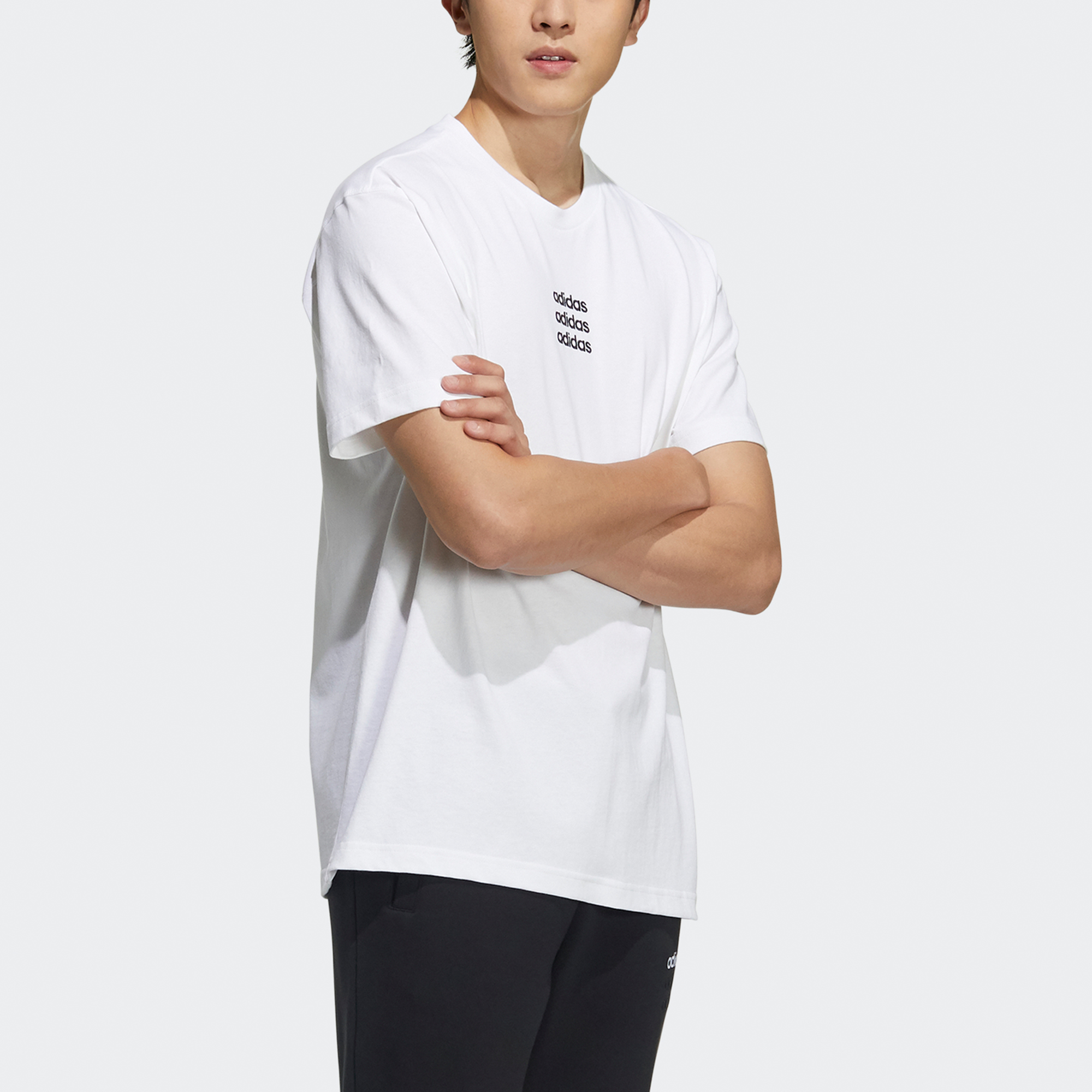 Мужская футболка adidas neo M Ce C+ Tee (белая) — фото 4
