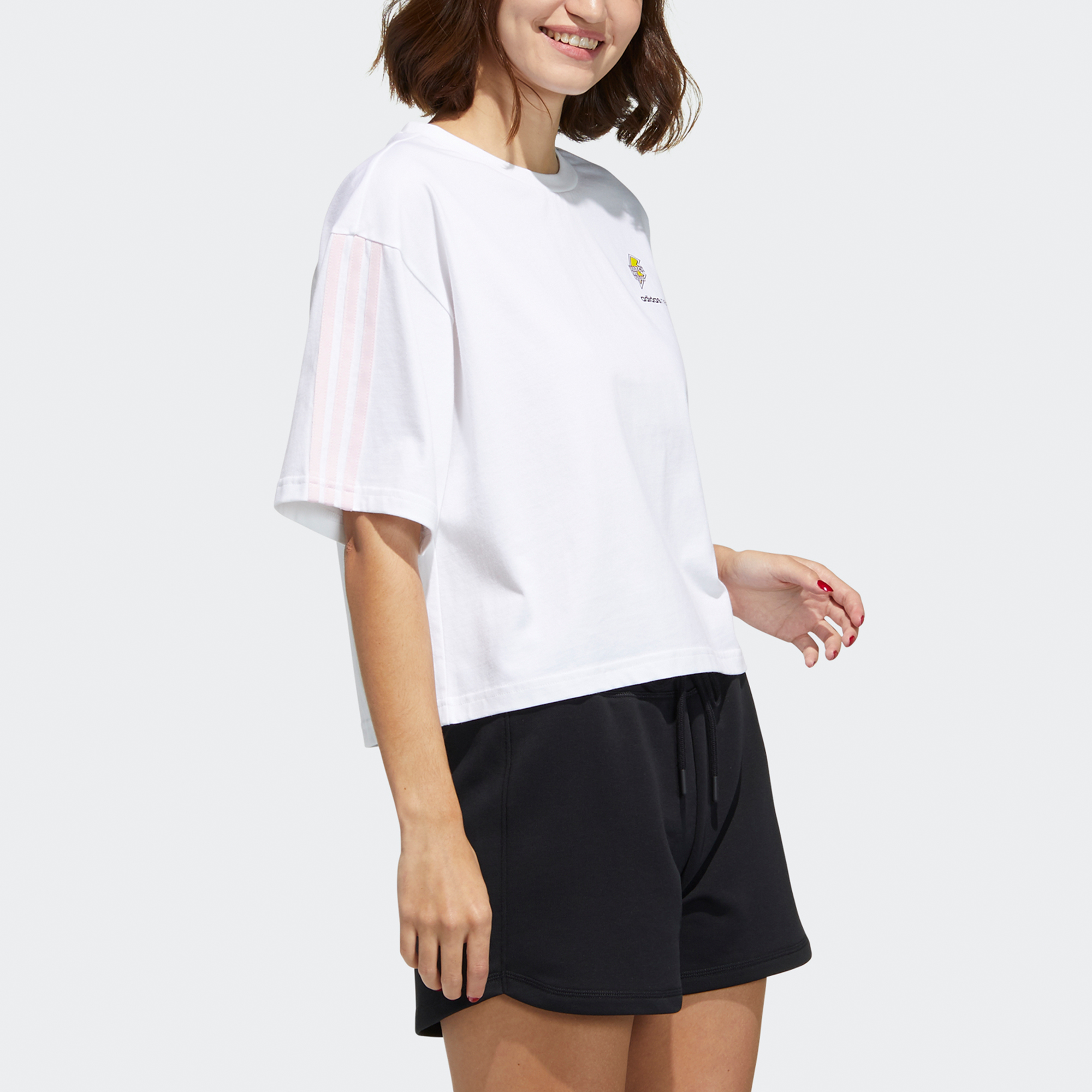 Женская футболка adidas neo W Fav May Tee 1 (белые) — фото 4