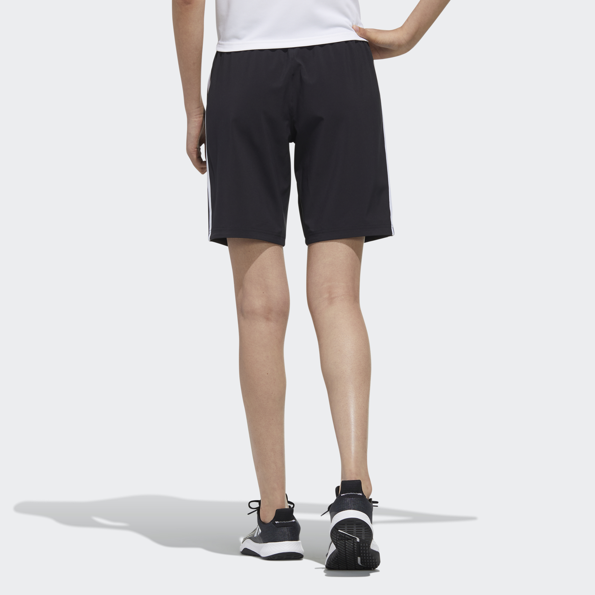 Женские штаны adidas (черные) — фото 4