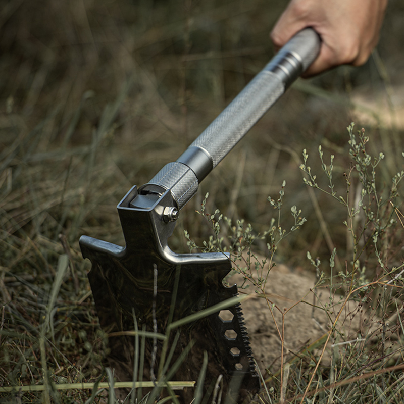 NATUREHIKE Soldier’s Spade Mirror Metallic + Titanium