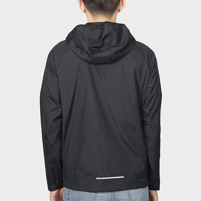 Мужская куртка Nike Essential (черные) — фото 3