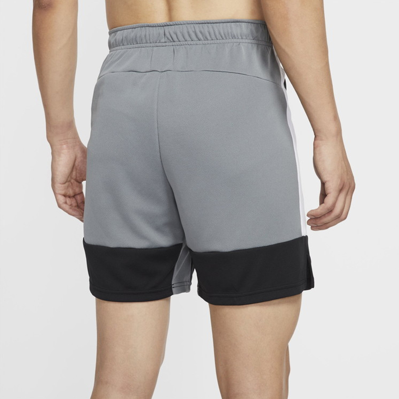 Мужские шорты Nike Dri-Fit (серые) — фото 4