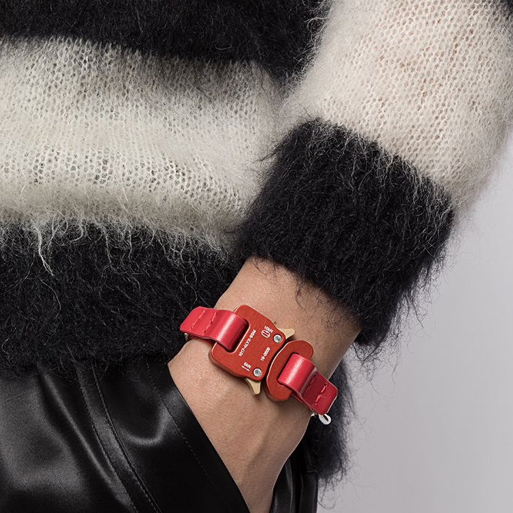 1017 ALYX 9SM – купить аксессуары от известных брендов в Москве