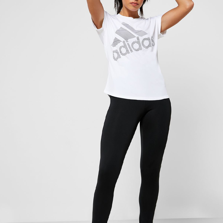 Женская футболка adidas (белая) — фото 6