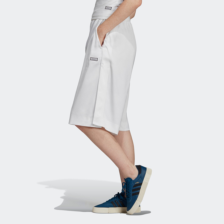 Женские шорты adidas originals Short (белые) — фото 4