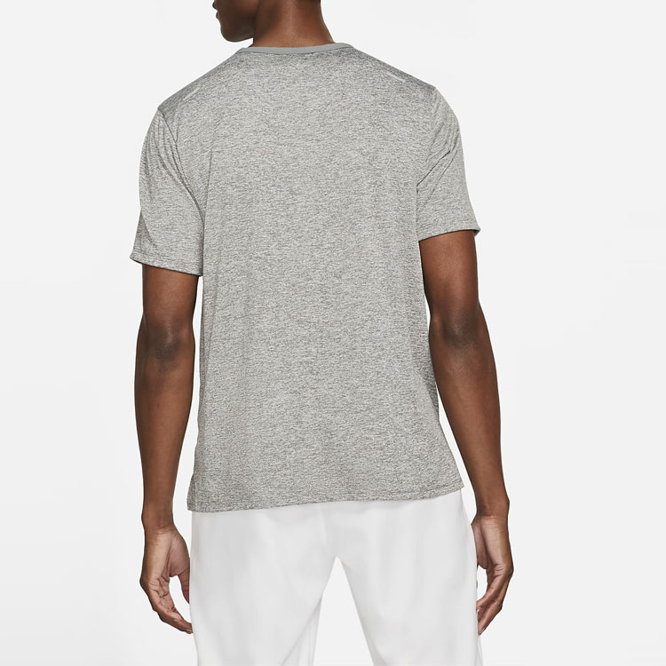 Nike Dri-fit Rise 365 T