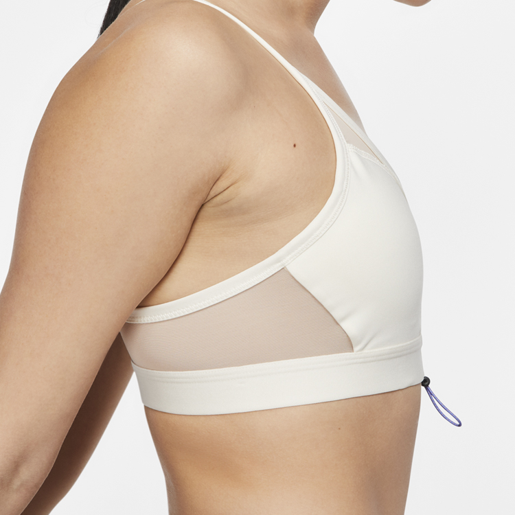 Nike Sports Underwear Women’s Ivory White Moderate