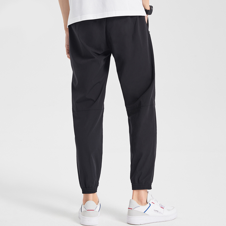 Li Ning Sports Pants Men’s Black Moderate