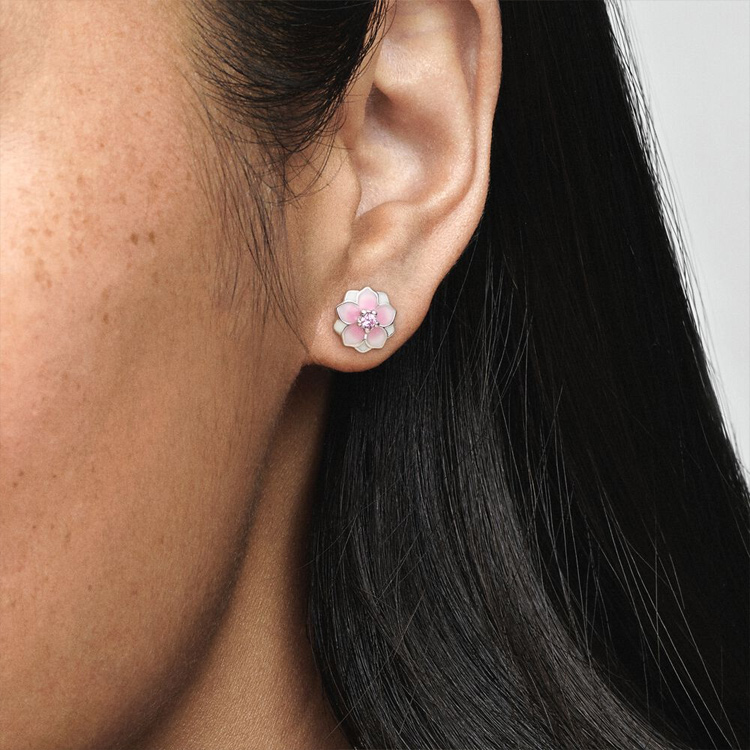 Женские серьги Pandora Magnolia Earrings (серебряные) — фото 2