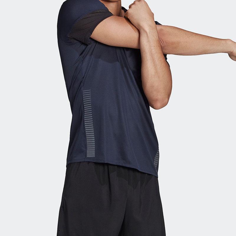 Мужская футболка adidas 25/7 Tee Runr (темно-синяя) — фото 6