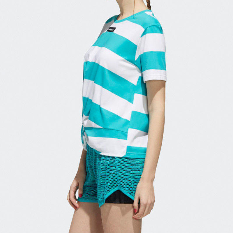 Женская футболка adidas neo W CS TSHIRT T (светло-зеленая) — фото 4