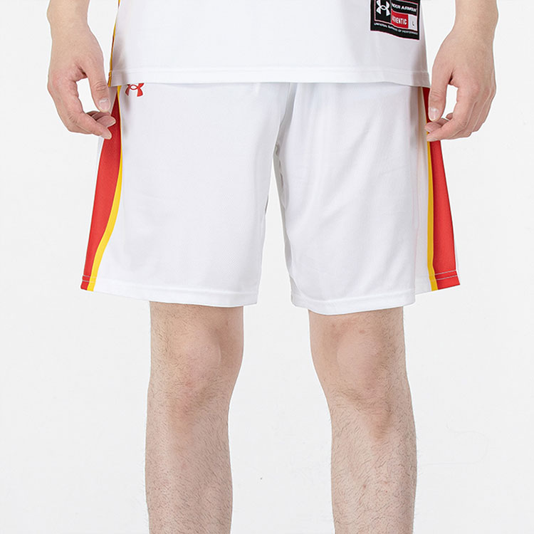 Under Armour Sports Shorts Men’s White Moderate