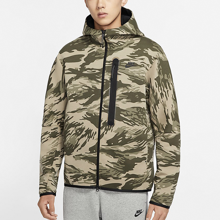 Мужское худи Nike Sportswear Tech Fleece (серое) — фото 4