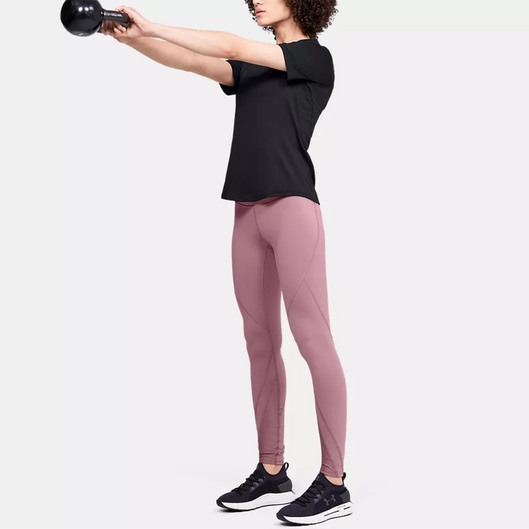 Женская футболка Under Armour (черная) — фото 4