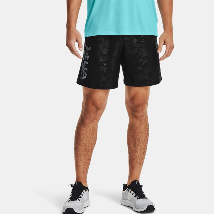 Under Armour Shorts Men’s Black