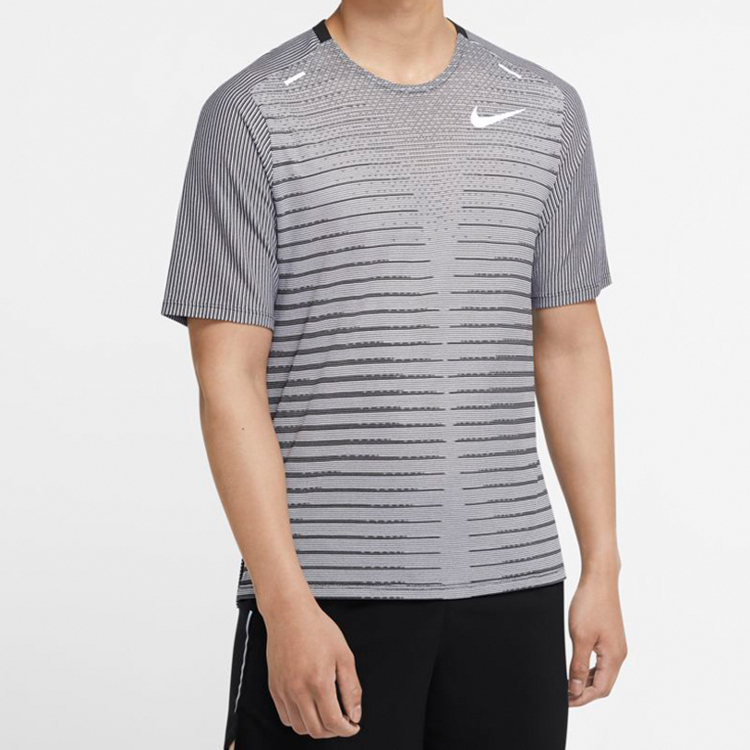 Nike TechKnit Future Fast T