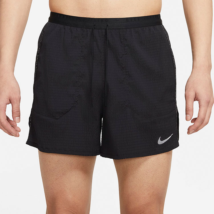 Мужские шорты Nike Stride Run Division (черные) — фото 3