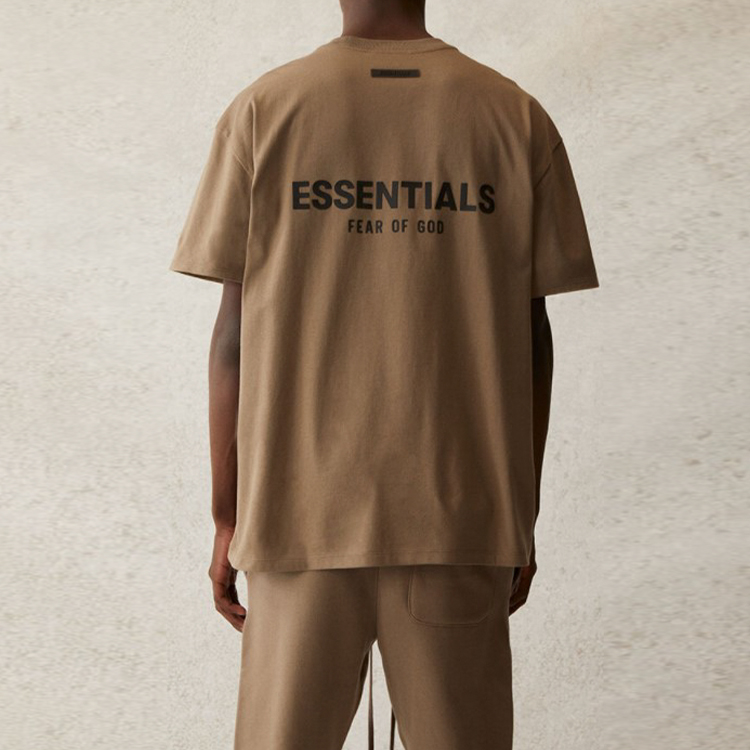 Футболка Fear of God Essentials SS21 Short Sleeve Tee Taupe LogoT (серо-коричневая) — фото 4