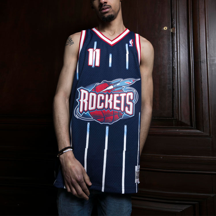 Mitchell & Ness Houston Rockets Road 2002 03 Yao Ming Swingman Jersey