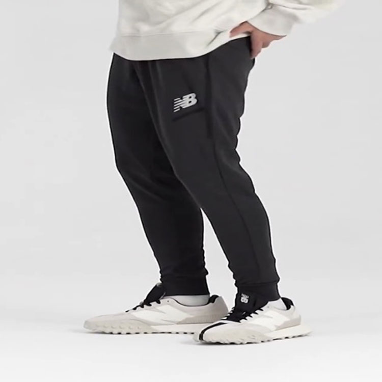 New Balance Mens Logo Jogger Pants Black