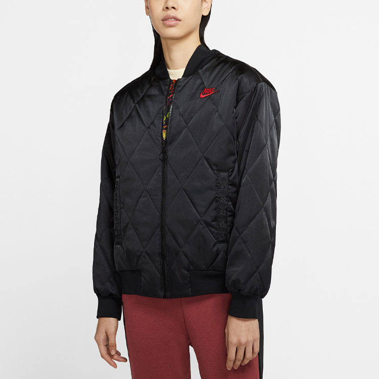 Женская куртка Nike Sportswear Synthetic-Fill (черная) — фото 3