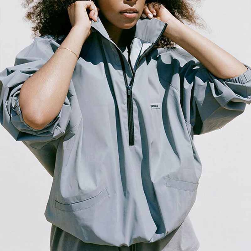 Мужская куртка Fear of God Essentials SS20 (серебристая) — фото 2