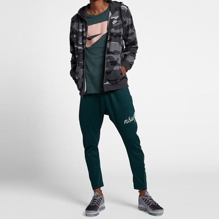 Мужская куртка Nike As Camo Jkt (серо-черная) — фото 4