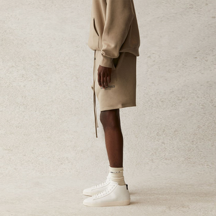 Шорты Fear of God Essentials Sweatshort (зеленые) — фото 4