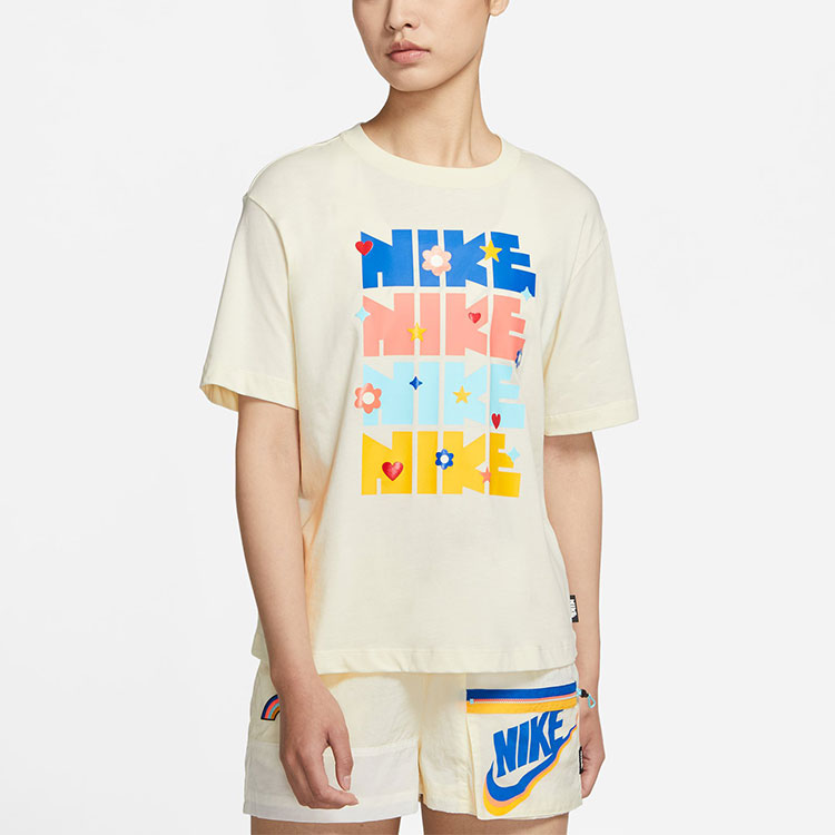 Женская футболка Nike Sportswear Essential (молочная) — фото 3
