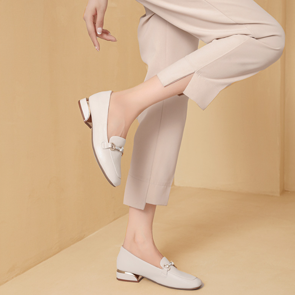 DAPHNE Loafers Women's Black White