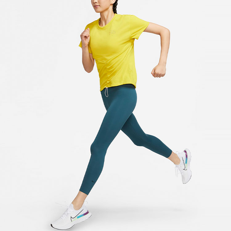 Nike Dri Fit Running T Shirts Women’s Yellow Crew Neck Moderate Straight Fit