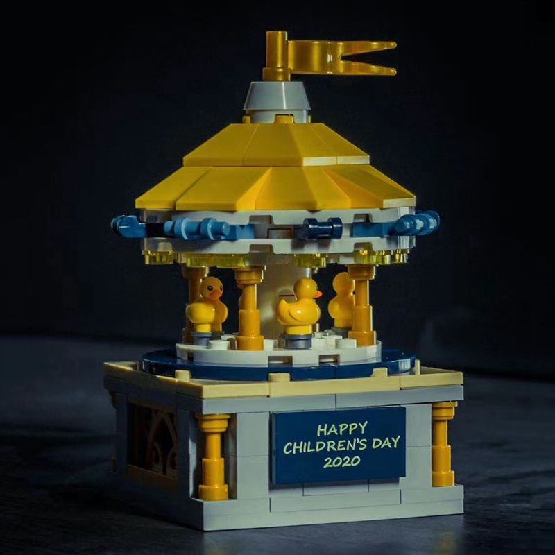 Конструктор LEGO Icons (желтый) — фото 3