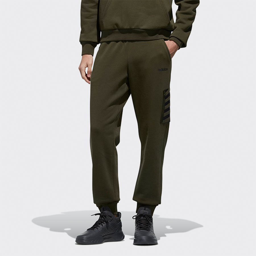 Мужские штаны adidas neo Casual Pants (армейский зеленый) — фото 4