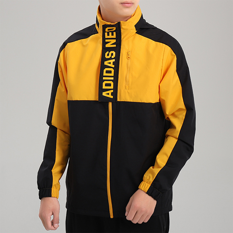 Мужская куртка adidas neo M CS C/B WB (черно-золотая) — фото 3