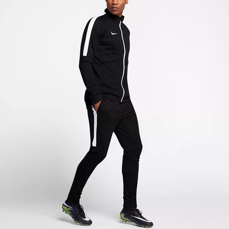 Nike Casual Sportswear Men’s Black Crew Neck Moderate