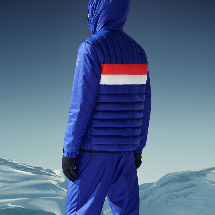 Moncler FW22 Monthey  