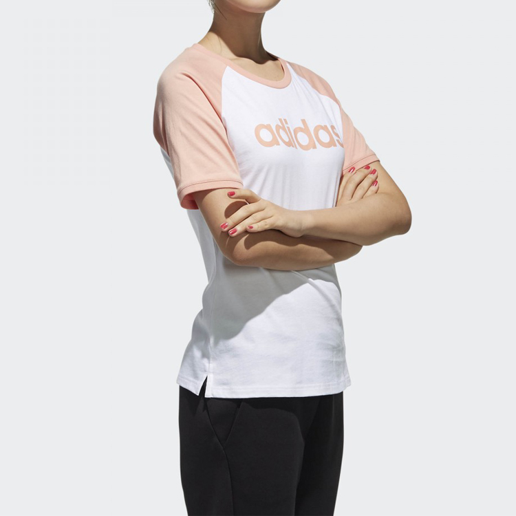 Женская футболка adidas (разноцветная) — фото 6