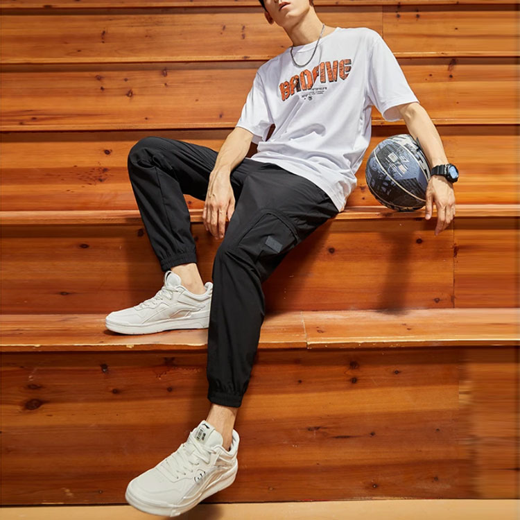 Li Ning Sports Pants Men’s Black Moderate