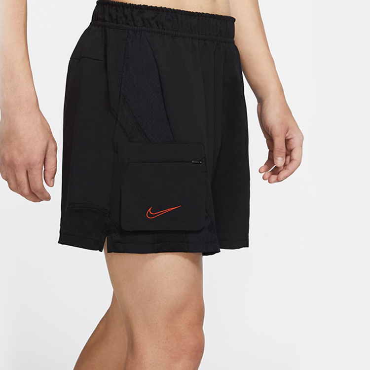 Мужские шорты Nike Dri-FIT (черные) — фото 3