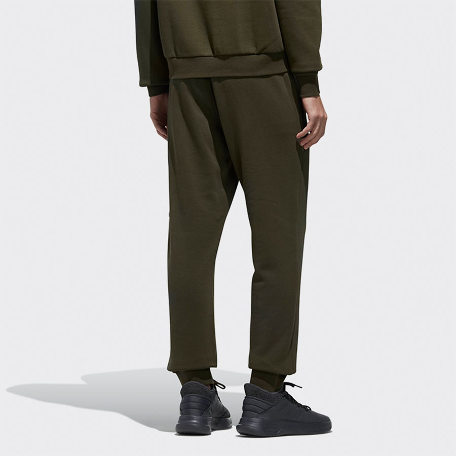 Мужские штаны adidas neo Casual Pants (армейский зеленый) — фото 6