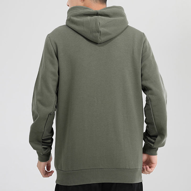 Мужская куртка adidas M E Comf Hd Tt (комбат) — фото 4