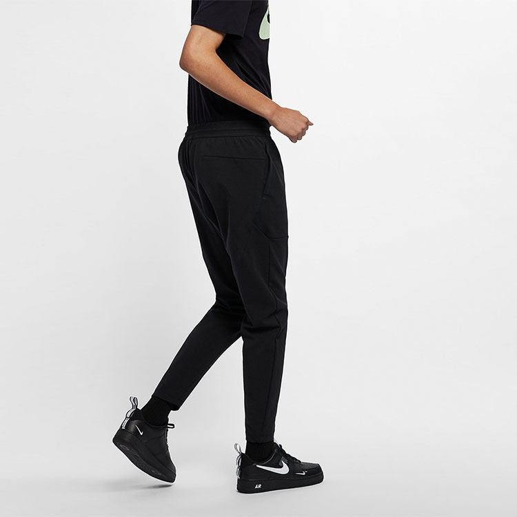 Мужские штаны Nike SPORTSWEAR TECH PACK (черный) — фото 4