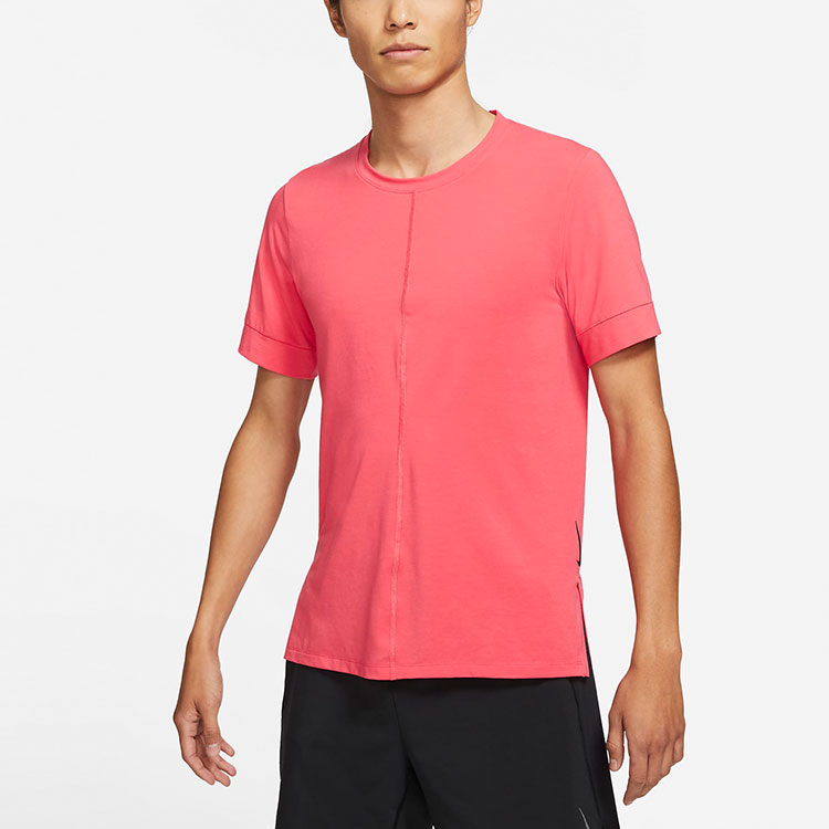 Мужская футболка Nike Yoga Dri-FIT T (черная) — фото 3
